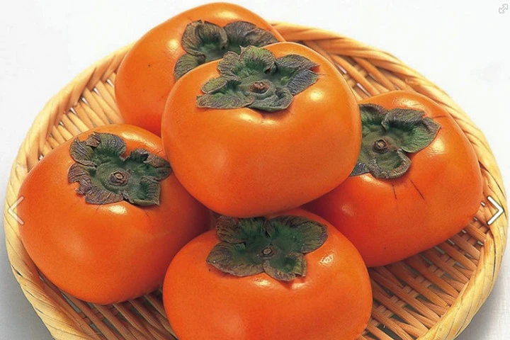 Quả hồng chữa bệnh trĩ