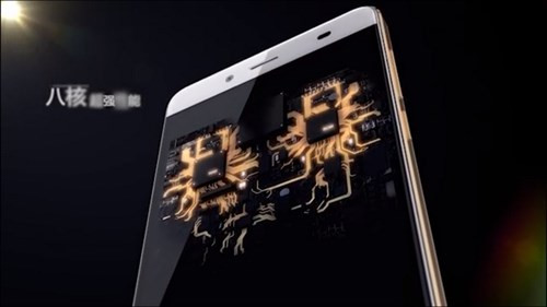 Nhìn gần Pepsi Phone sang chảnh giá cực rẻ ảnh 4 Nhìn gần Pepsi Phone sang chảnh giá cực rẻ - ảnh 3