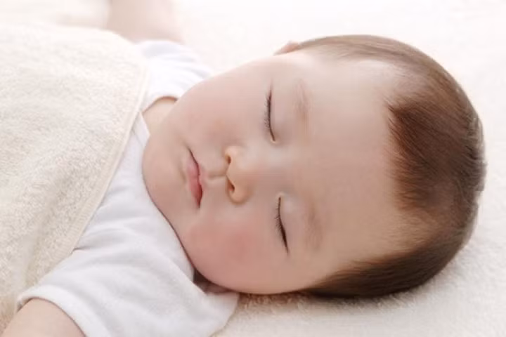 Chăm sóc bé 2 tháng tuổi theo cách này con vừa thông minh lại phát triển toàn diện