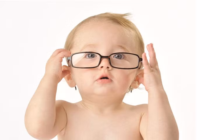 Trị khỏi cận thị cho con mà không cần mổ mắt