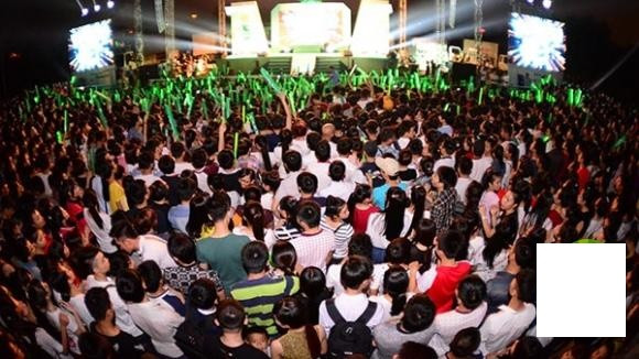 Cuộc sống bận rộn và sang chảnh của Hồ Ngọc Hà sau scandal