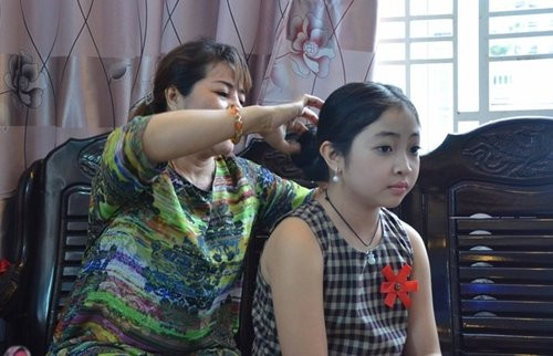 gia canh dac biet cua cac quan quan giong hat viet nhi hinh anh 5