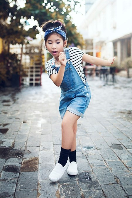 “Co be Viet Han” gay an tuong voi album nhac thieu nhi