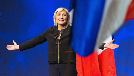 Ứng viên Tổng thống Pháp Le Pen: EU đang Ung vien Tong thong Phap Le Pen: EU dang