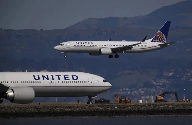 Máy bay của hãng United Airlines