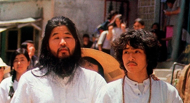 Zhizuo Matsumoto (trái) – cựu lãnh đạo của giáo phái Nhật Bản Aum Shinrikyo