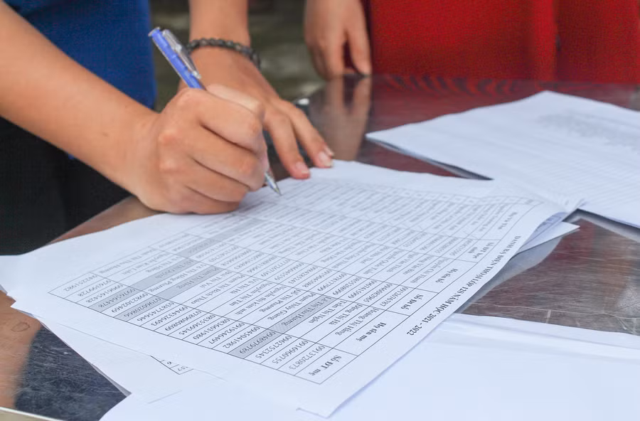 Danh sách thí sinh được lập với đầy đủ thông tin liên lạc với thí sinh và phụ huynh. Danh sách thí sinh được lập với đầy đủ thông tin liên lạc với thí sinh và phụ huynh.