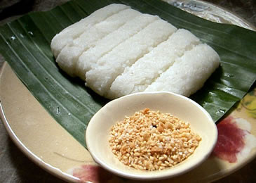 Cách làm cơm nắm ngon ăn no căng bữa sáng