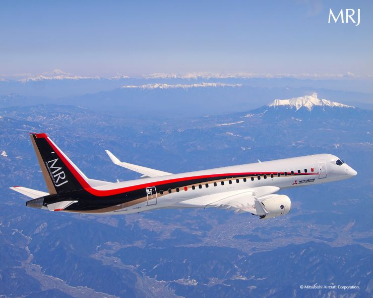 Mitsubishi Regional Jet – MRJ. MRJ là một máy bay phản lực hai động cơ có sức chứa 70-90 hành khách do hãng Mitsubishi Aircraft sản xuất. Máy bay này vẫn chưa nhận được chứng nhận và gặp phải vấn đề trì hoãn và chi phí bị đội lên. Công ty cho biết sẽ có một tuyên bố quan trọng tại Paris. Mitsubishi Regional Jet – MRJ. MRJ là một máy bay phản lực hai động cơ có sức chứa 70-90 hành khách do hãng Mitsubishi Aircraft sản xuất. Máy bay này vẫn chưa nhận được chứng nhận và gặp phải vấn đề trì hoãn và chi phí bị đội lên. Công ty cho biết sẽ có một tuyên bố quan trọng tại Paris.