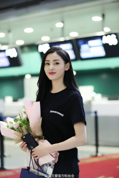“Thái tử phi” Trương Thiên Ái bất ngờ nên duyên cùng Nghiêm Khoan - Ảnh 2 “Thai tu phi” Truong Thien Ai bat ngo nen duyen cung Nghiem Khoan - Anh 2