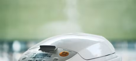 Tu lam chan gio ham bang noi com dien cuc don gian - Anh 11