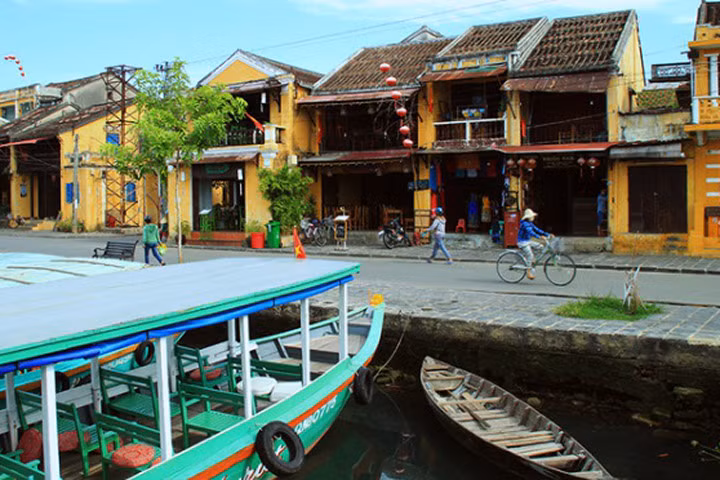 Những điểm du lịch nổi tiếng lên MV của sao Việt