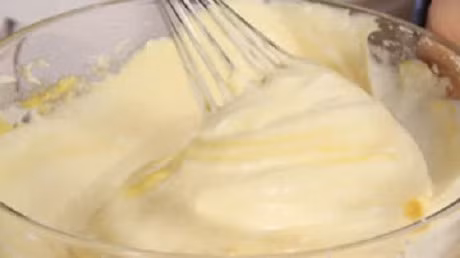 Cach lam banh sinh nhat bang noi com dien tai nha de dang nhat - Anh 6