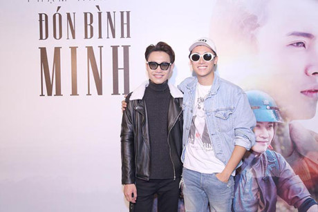 Hòa Minzy, Rocker Nguyễn sánh đôi đến mừng Phạm Anh Duy - Ảnh 6 Hoa Minzy, Rocker Nguyen sanh doi den mung Pham Anh Duy - Anh 6