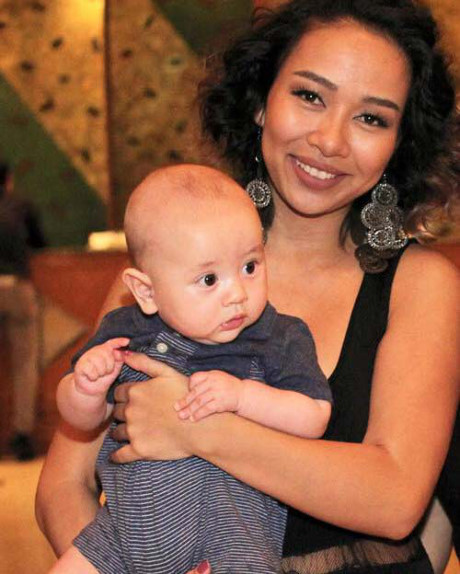 Sao Việt 24h qua: Hai con Jennifer Phạm đáng yêu khi đùa nghịch với bong bóng bên mẹ - Ảnh 10 Sao Viet 24h qua: Hai con Jennifer Pham dang yeu khi dua nghich voi bong bong ben me - Anh 10