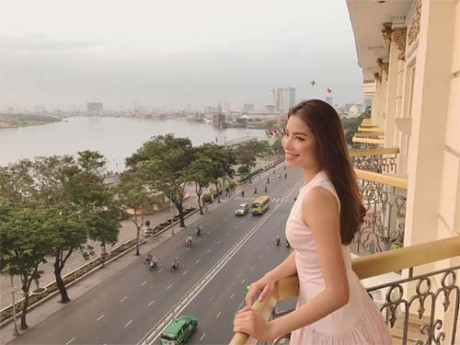 Sao Việt 24h qua: Hai con Jennifer Phạm đáng yêu khi đùa nghịch với bong bóng bên mẹ - Ảnh 13 Sao Viet 24h qua: Hai con Jennifer Pham dang yeu khi dua nghich voi bong bong ben me - Anh 13