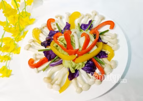 Rau xao ngu sac ruc ro cho bua com nam moi - Anh 6