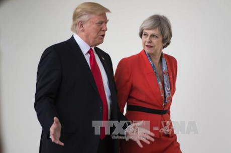 Hon 1 trieu nguoi Anh phan doi chuyen tham cap nha nuoc cua Tong thong My D.Trump - Anh 1