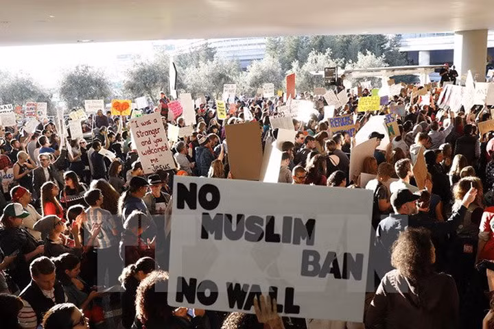 Người Australia có hộ chiếu từ quốc gia bị cấm vẫn được vào Mỹ