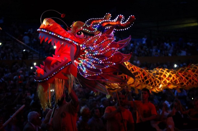 Múa rồng ở Montevideo, Uruguay Múa rồng ở Montevideo, Uruguay