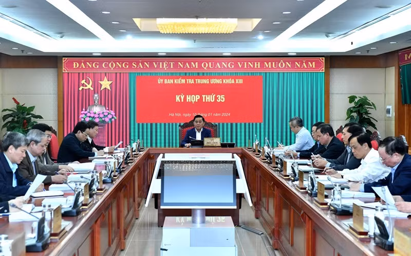Ủy ban Kiểm tra Trung ương ra nhiều quyết định quan trọng tại kỳ họp thứ 35