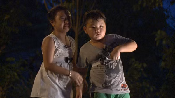 Con gái Minh Khang khóc nức nở vì áy náy với các em 5