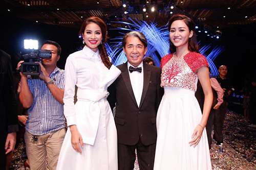 HH Phạm Hương kiêu kỳ xách túi Dior 90 triệu đồng ảnh 5 HH Phạm Hương kiêu kỳ xách túi Dior 90 triệu đồng - 5