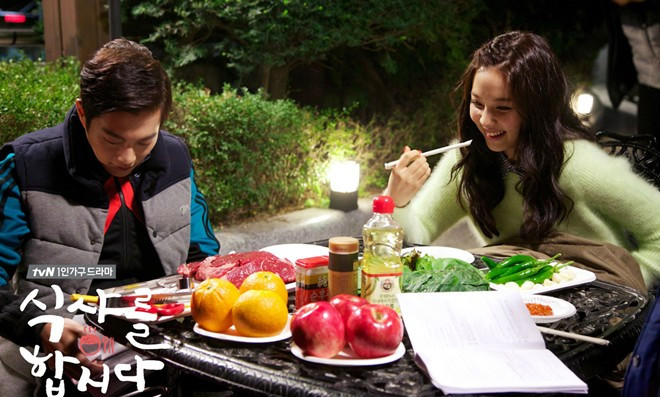 9. Mukja (먹자): Ăn thôi. Đây đôi khi còn là lời mời của người lớn tuổi dành cho các hậu bối.