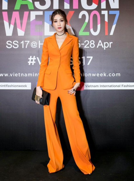 Cao Thùy Linh xinh đẹp nổi bật trên thảm đỏ với tạo hình Cao Thuy Linh xinh dep noi bat tren tham do voi tao hinh