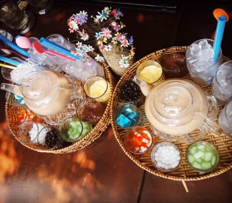 10 kieu bien tau tra sua doc dao hut ban tre ngay he - Anh 1