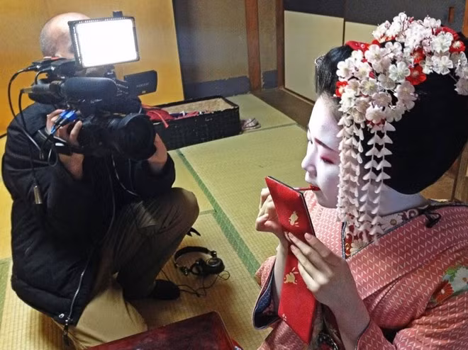 Thế giới ít biết của các geisha