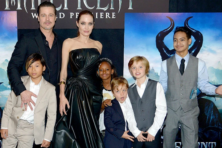 Angelina Jolie tiếp tục được quyền nuôi 6 người con