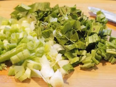 Mat troi lam mon canh ga nau mang chua dai ca nha - Anh 2