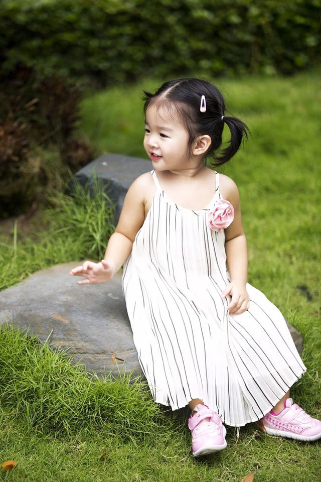 Elly Trần diện áo yếm cực Tây, MC Quỳnh Chi khoe vòng 1 nóng bỏng ảnh 15 Elly Trần diện áo yếm cực Tây, MC Quỳnh Chi khoe vòng 1 nóng bỏng