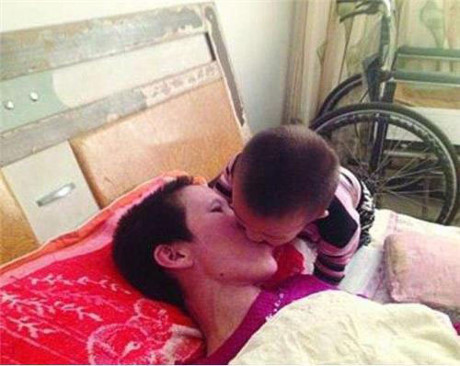 Mẹ bầu hôn mê 3 năm, tỉnh dậy thấy mình đã sinh con... xong xuôi - Ảnh 1 Me bau hon me 3 nam, tinh day thay minh da sinh con... xong xuoi - Anh 1