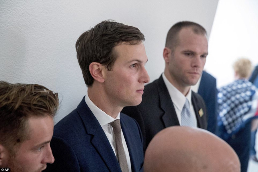 Con rể Tổng thống Jared Kushner cũng có mặt tại lễ tưởng niểm