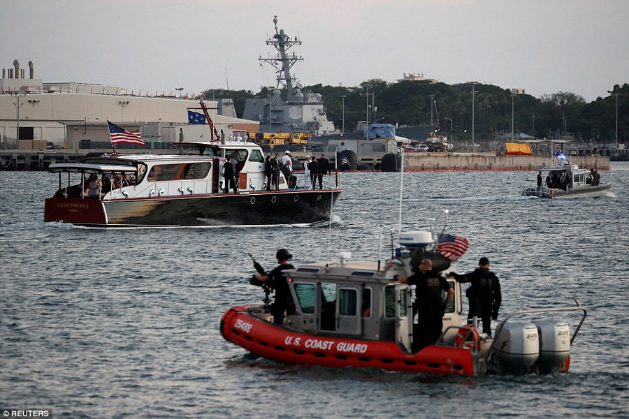 Lực lượng an ninh bảo vệ tàu của Tổng thống