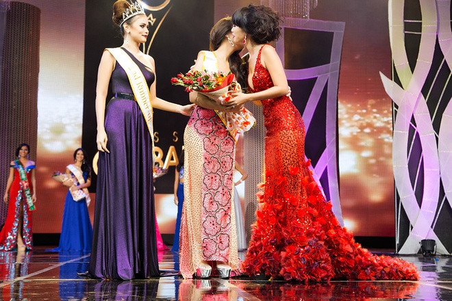 Người đẹp Australia đăng quang Hoa hậu Toàn cầu ảnh 5 Người đẹp Australia đăng quang Hoa hậu Toàn cầu ảnh 5