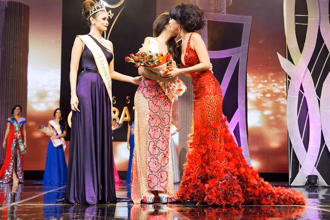 Người đẹp Australia đăng quang Hoa hậu Toàn cầu ảnh 5