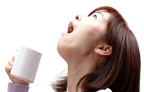 Những cơn ho chỉ còn là chuyện nhỏ nếu bạn biết 5 mẹo chữa ho hay - Ảnh 2 Nhung con ho chi con la chuyen nho neu ban biet 5 meo chua ho hay - Anh 2
