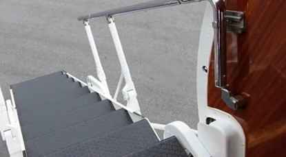 Khám phá chuyên cơ chở ông Nguyễn Bá Thanh về nước ảnh 8 Khám phá chuyên cơ chở ông Nguyễn Bá Thanh về nước ảnh 8