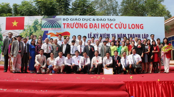 ĐH Cửu Long 15 năm hình thành và phát triển