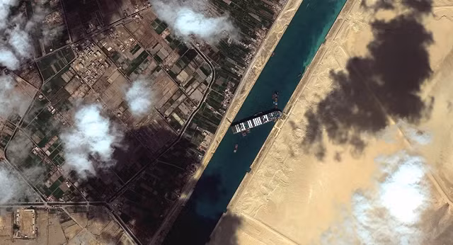 Hình ảnh sự cố trên Kênh đào Suez nhìn từ vũ trụ