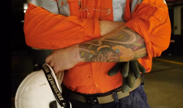 Tốt nghiệp một trường dạy nghề sẽ giúp người trẻ tuổi ở Australia dễ tìm việc làm hơn so với sở hữu bằng đại học