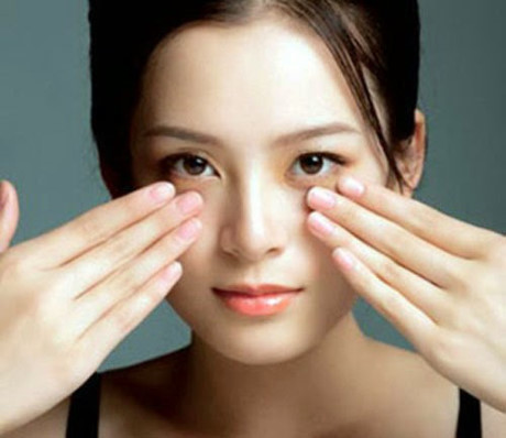 3 cách giúp lông mi dài và cong vút tự nhiên hơn cả nối - Ảnh 3 3 cach giup long mi dai va cong vut tu nhien hon ca noi - Anh 3