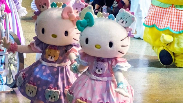 Thiên đường mèo Hello Kitty tại Nhật