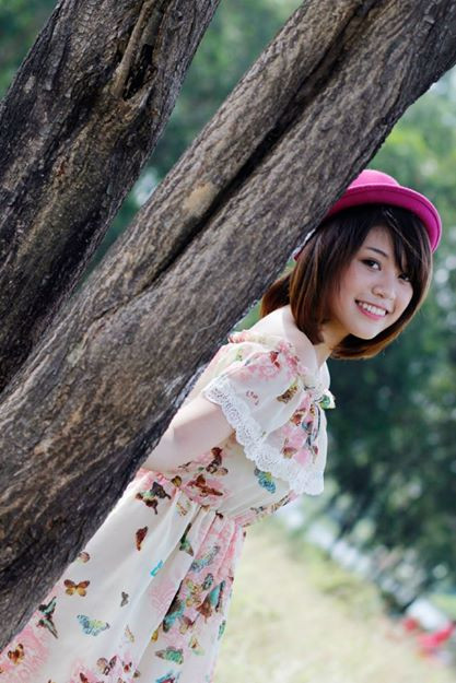 Cô gái xinh đẹp kiếm 100 triệu/tháng 