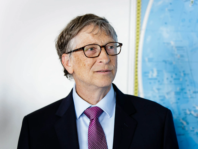 Đứng ở vị trí thứ 4 là Bill Gates với số tài sản 124 tỷ USD nhờ cổ phiếu của Microsoft.