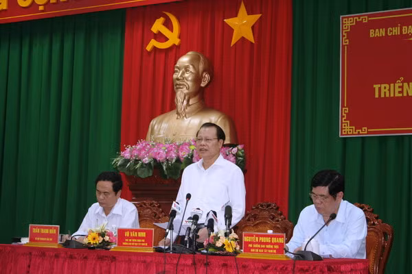 Phó Thủ tướng Vũ Văn Ninh phát biểu tại hội nghị