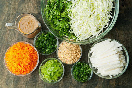Salad củ đậu thanh mát cho ngày hè oi ả - Ảnh 2 Salad cu dau thanh mat cho ngay he oi a - Anh 2